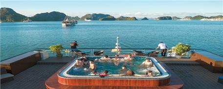 Chương trình 2 ngày 1 đêm Du thuyền La Casta Lan Hạ